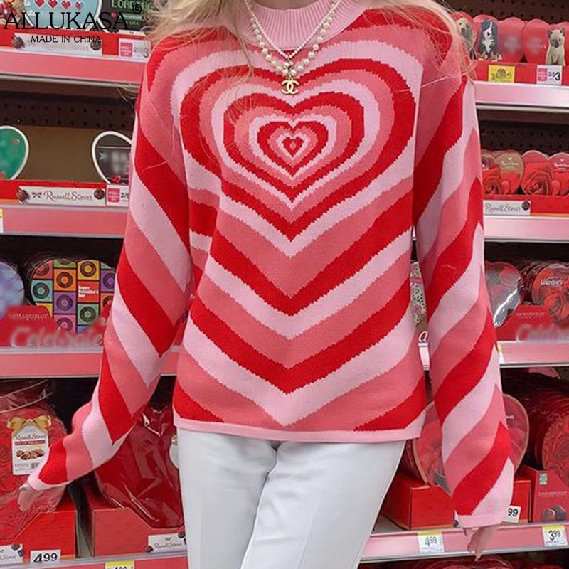 Elegant Women Heart Striped Sweaters  Round Neck